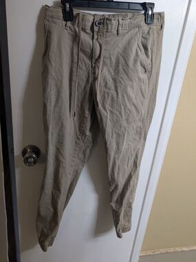 Amazon Essentials Men's Drawstring Khaki Joggers